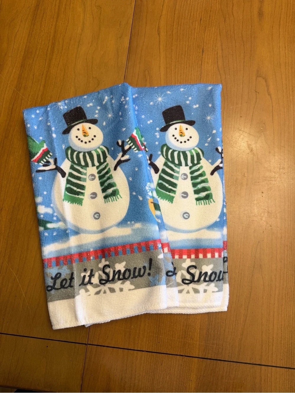 Christmas Themed Let it Snow Towels, Pot Holder, and Oven Mitt  | OS